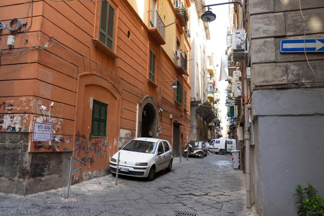 Donna Chiara Holiday House - Toledo Napoli Dış mekan fotoğraf