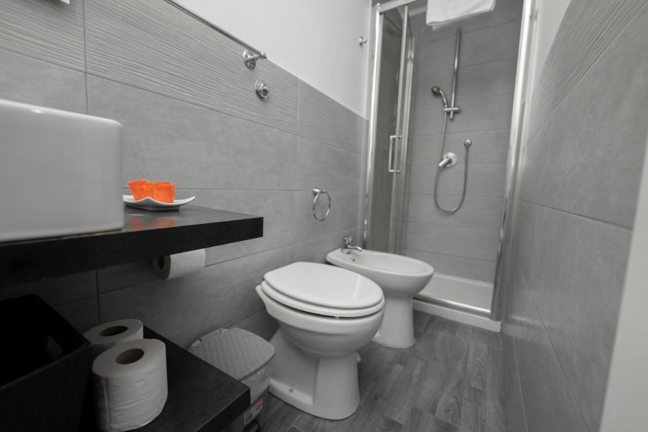 Donna Chiara Holiday House - Toledo Napoli Dış mekan fotoğraf